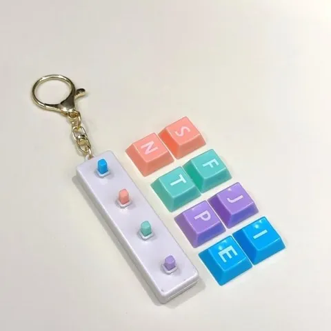 나만의 MBTI 스마트 키홀더 액세서리 끈 구슬 리본 팔 (WFGZ401)