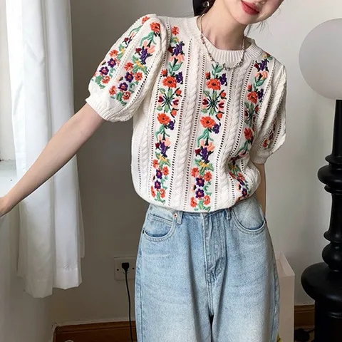 [무드무드] 노튼 펀칭 플라워 반팔 니트