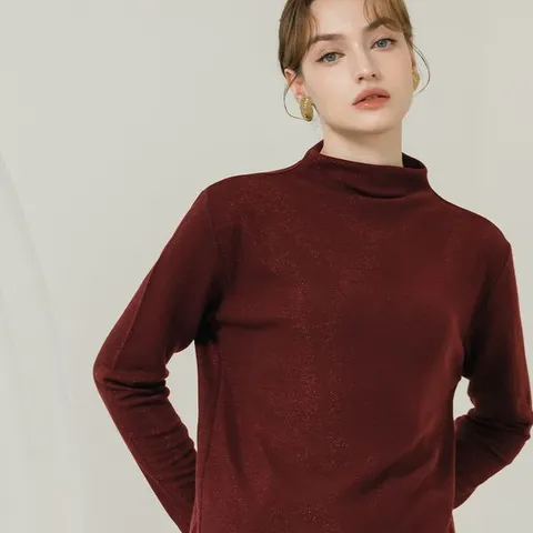 [하프클럽] 트윙클 메탈 반하이넥 티셔츠