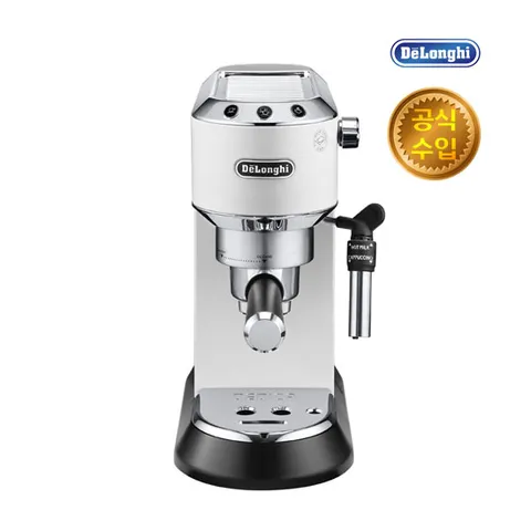 커피머신 렌탈 EC685.W 화이트