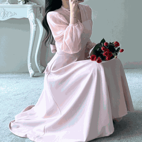 [하프클럽] 아티크 브이넥 핀턱 셔링 시스루 리본 A라인 훌 롱 셀프웨딩 스몰웨딩 긴팔 간절기 원피스(4co