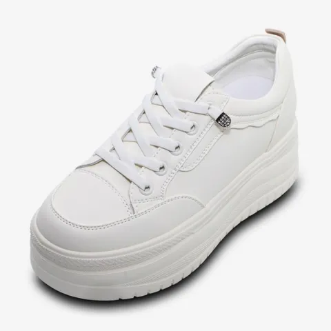 [롯데백화점](여성화)] 여성 스니커즈 OZP5S046 화이트 5.5cm