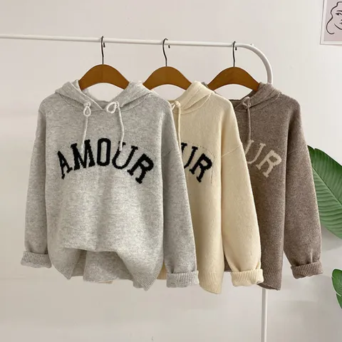 [브리치]  / 히오엠 심플 영문 레터링 후드 니트(3color)