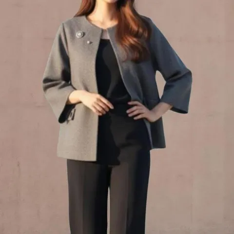 [하프클럽] 여성 모직 자켓 헤링본 패턴 진주 장식 9부 오피스웨어