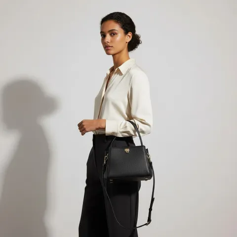 발트라 발트라 발트라 25FW 블랙 브레라 마이크로 크로스바디 핸들백 WBBR0088028LOC99 NN