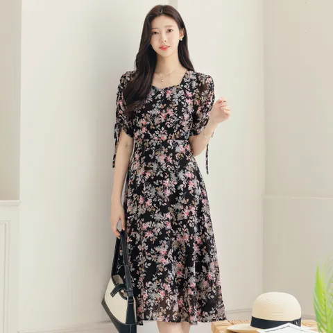 버치 스트링 퍼프 슬리브 스윗하트넥 원피스