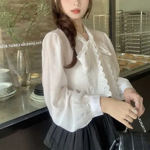 [하프클럽/모노무드] 시스루 물결타이 레이스자수 넥타이 블라우스 긴팔