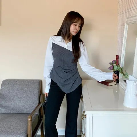 [신상오픈런] 사이드셔링 여성 레이어드 스트라이프탑 슬림셔츠