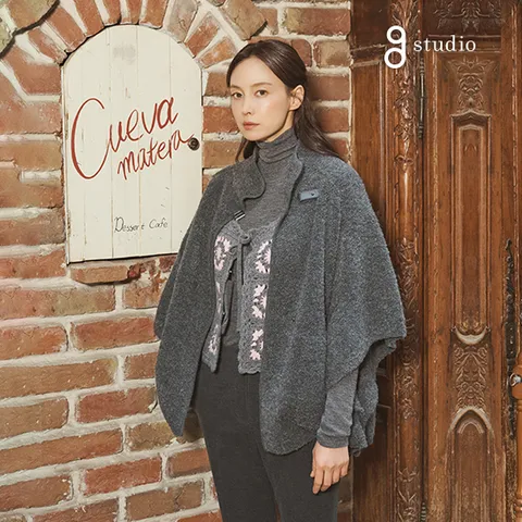 지스튜디오 25FW 알파카 울블렌드 니트케이프