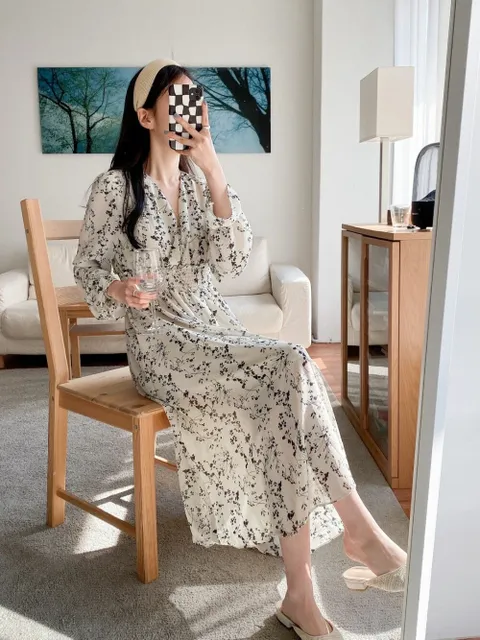 [브리치] 에르디테 / 플라워 패턴 스모크 밴딩 셔링 쉬폰 롱 원피스 2컬러