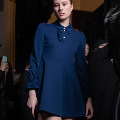 Legerement Dress 프릴 포인트 카라 원피스