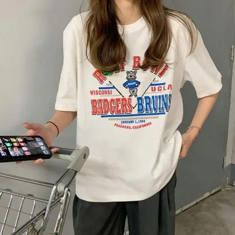 기본 여성 캐주얼 라운드넥 곰돌이 필수템 레터링 반 맨투맨티셔츠 레이스나시