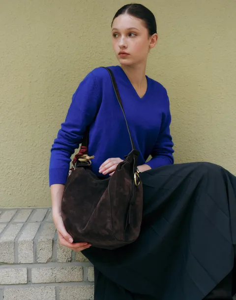 JABA5F621W3 [SAGE] 이태리스웨이드 세이지 호보백 겸 슬링백 M 다크브라운