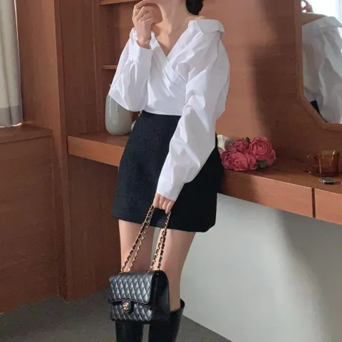 여자 오프숄더 연말룩 겨울하객 스판 흰셔츠 블라우스
