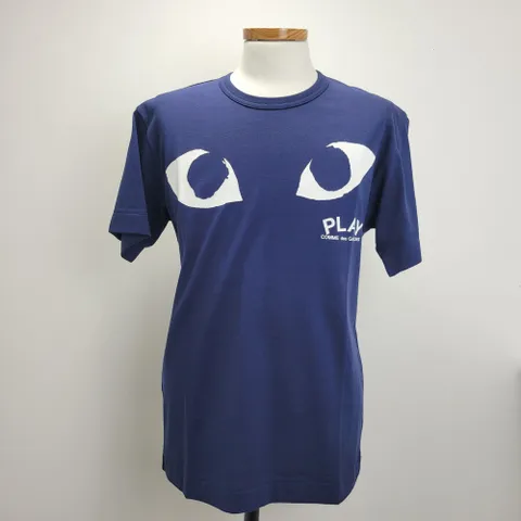 MUST IT_[Comme-des-Garcons] 꼼데 남성 Eye 프린트 티셔츠 dark blue P1T178