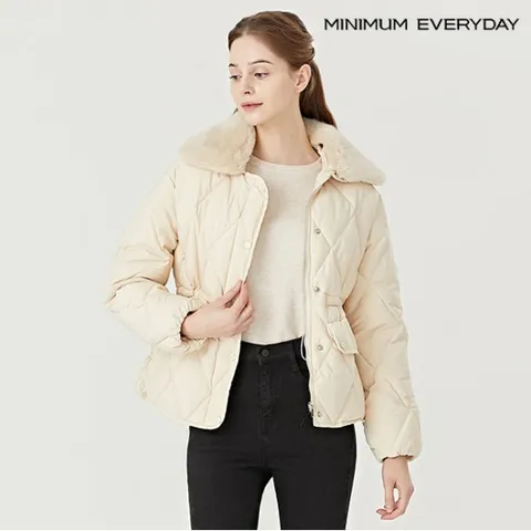 정상가:159,000 | [미니멈 에브리데이]퍼 카라 배색 퀼팅 긴팔 여성 패딩 점퍼 (EA4JJ009D)