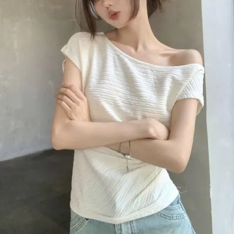 데일리 여리핏 드레이프 셔링 반팔티 라운드 의류 데일리룩 여성 패션 드레이프티
