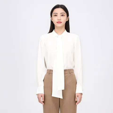 [롯데백화점][라인어디션]타이 메탈버튼 블라우스(NWBLOJ05)