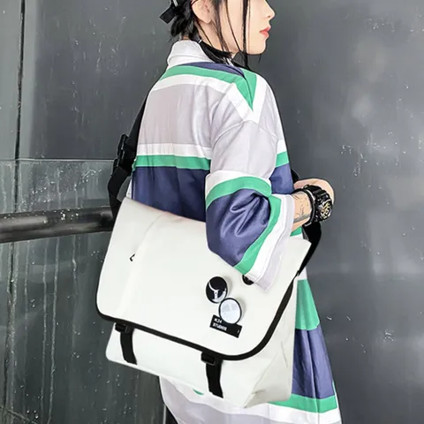 캐주얼 메신저백 탈부착 뱃지 학생 여행 크로스백 학생크로스백 여성크로스백