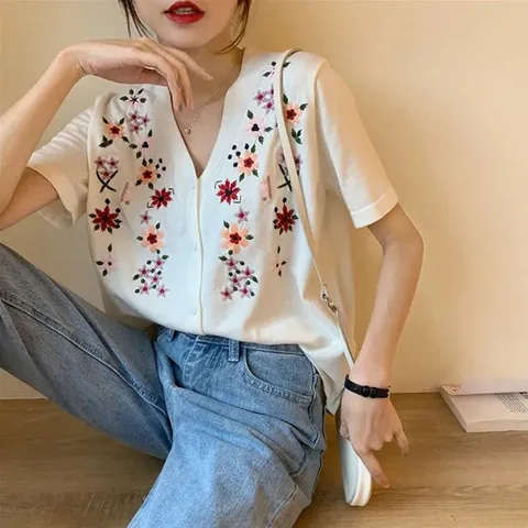 [하프클럽/끌리메라]플라워 꽃무늬 패션 스타일 스캔들 브이넥 반팔셔츠 가디건 블라우스 CMSS2301