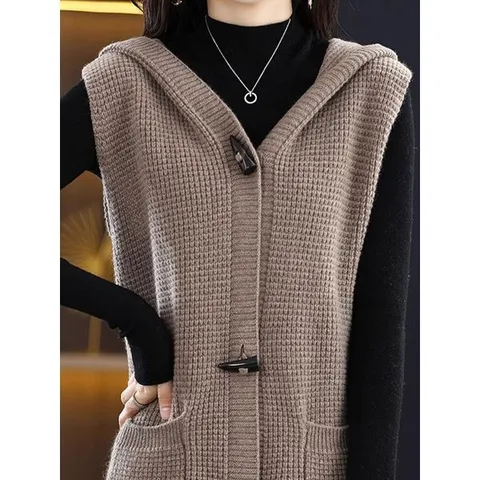 [하프클럽/디애이치]스텐 떡볶이버튼 숄 미디엄 니트 가디건