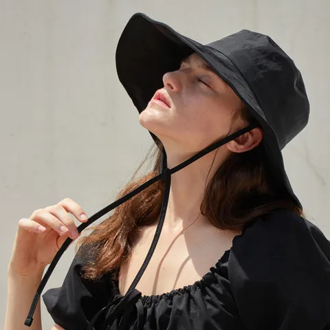 Nylon Strap Wide Bucket Hat Black
