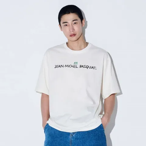 [롯데백화점][클라이드]남녀공용 바스키아 로고 반팔 티셔츠 FOBTS281