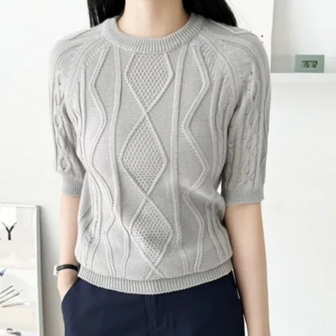 [오노마] ONM 케이블 꽈배기 짜임 포인트 여자 베이직 반팔 니트 (17774495)