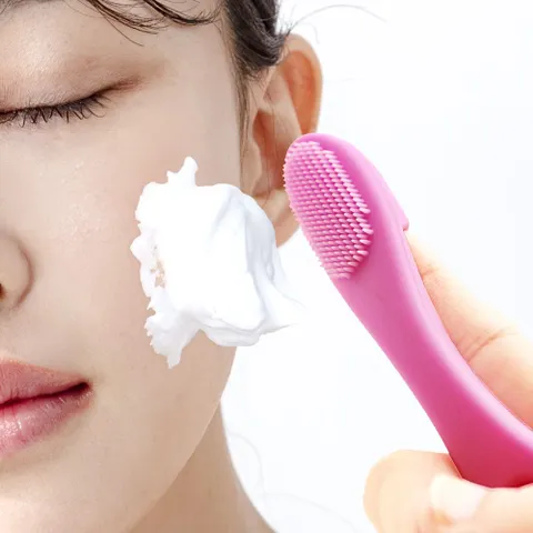 코 턱 피지 제거 모공 블랙헤드 화이트헤드 브러쉬 피지제거 피지제거브러쉬 블랙헤드브러쉬