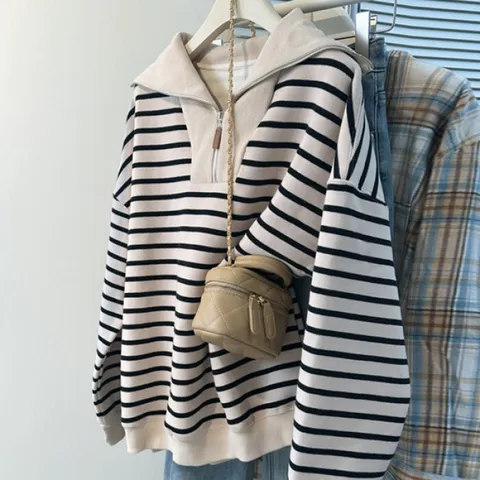 [브리치]  / NT2250 여성 캐주얼 단가라 긴팔 카라 맨투맨