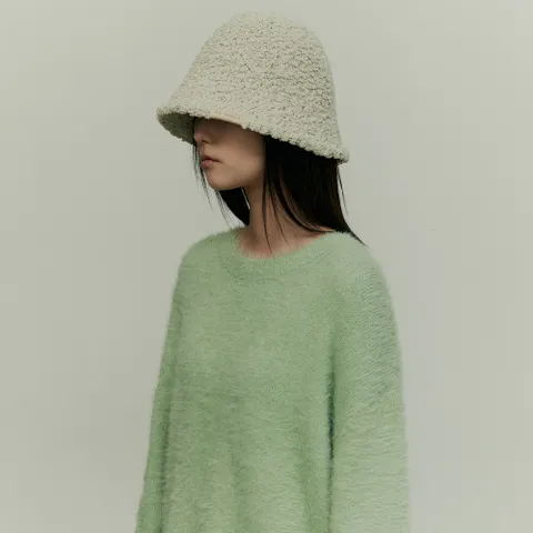 RELAXED FIT KNITTED TOP BUTTER GREEN