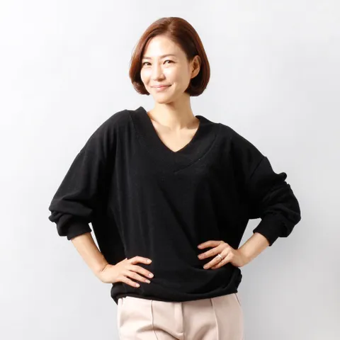 여성의류 루즈핏 넥 브이티 WW3125M209 빅사이즈