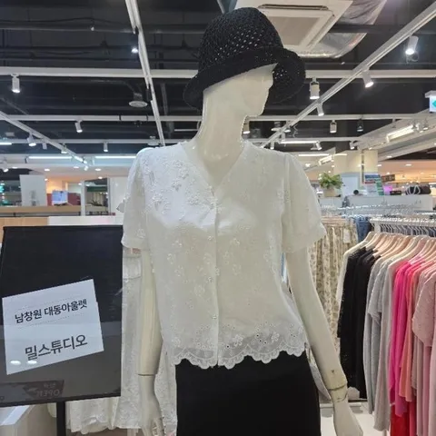 DP02 고급스러운자수블라우스 LS6BLS109 (50098606)