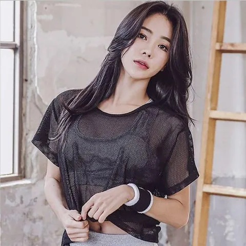 [하프클럽] 여자 여름 망사 매쉬 레이어드 시스루 반팔 티셔츠