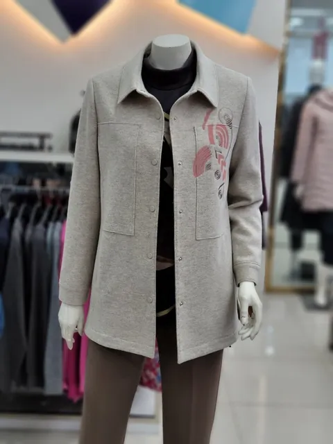 중년 마담 간절기 봄 울자켓