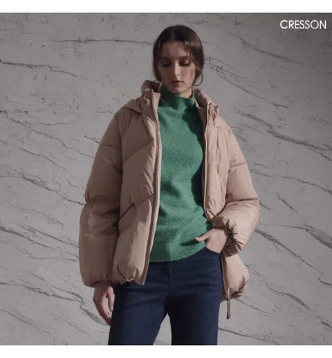 여성 베이지 사선 퀼팅 시베리안 덕 다운점퍼 C234B801A_04