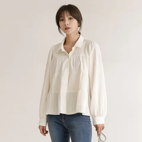 [하프클럽] 퍼브 링클 캉캉 플레어 블라우스