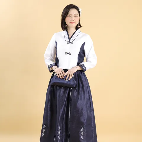 엄마옷 환갑 칠순 결혼 사계절 여성 어른 양단 개량한복 저고리 치마세트 H08121 50대 60대