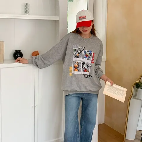 [하프클럽/뉴죤]쿠디타 라운드넥 미키 프렌즈 프린팅 오버핏 맨투맨