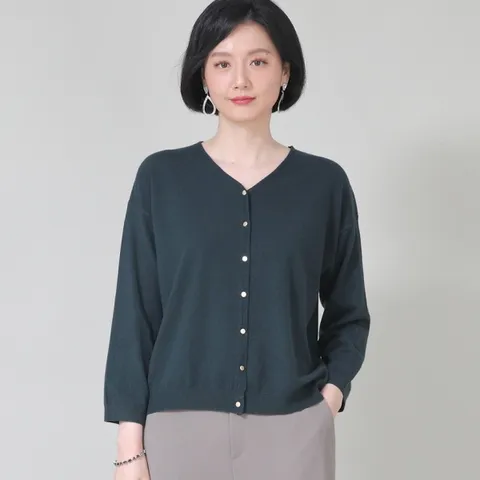 금단추 브이 봄 가을 겨울 긴팔 니트 가디건 J10321