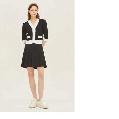 [하프클럽] SISLEY 레터링 스카시 숏 가디건 SAKC50231_BK