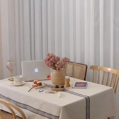 에블린 린넨 콰트로 스트라이프 방수 식탁보 4인L