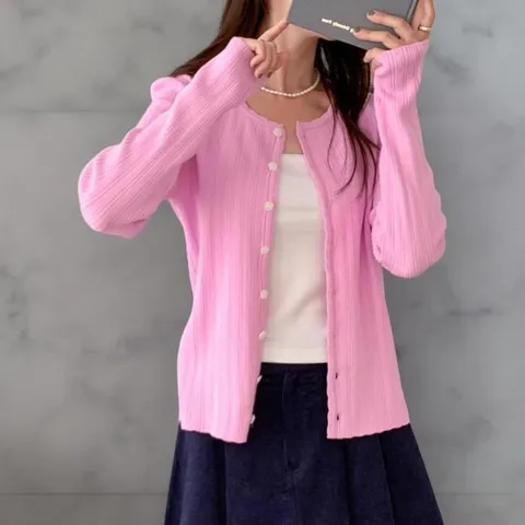 여성 여성스러운 물결 꽃버튼 나들이 가디건 (41107020)