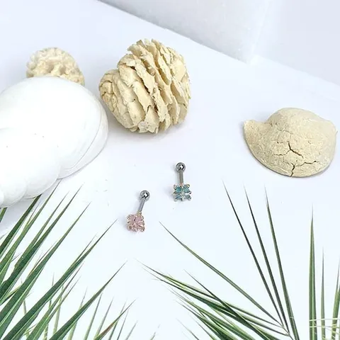 [낱개판매] 스퀘어 기프트 피어싱 (7099932)