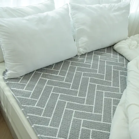 한일의료기 코지아 프리미엄 EMF 탄소 전기요 온열 매트 슬림형 싱글 헤링본