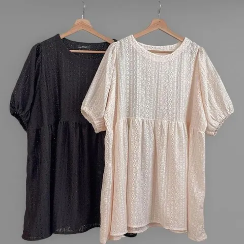 [하프클럽/신상오픈런]여성 보헤미안 스타일 펀칭 디자인 빅사이즈 퍼프 반팔 블라우스