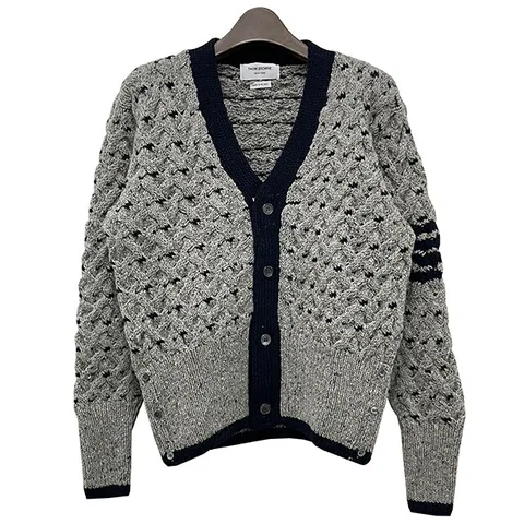 [명품] 24FW  사선 완장 4 바 케이블 가디건 라이트 그레이 MKC542A Y1506 055