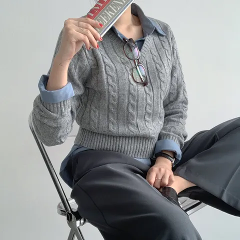 [브리치] 박남매 / 리지 브이넥 꽈베기 크롭 긴팔니트 P0003 02