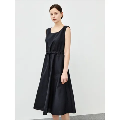 [롯데백화점][아이잗컬렉션(피)]하이웨스트 셔링 슬리브리스 원피스 (CR4A0OP151)