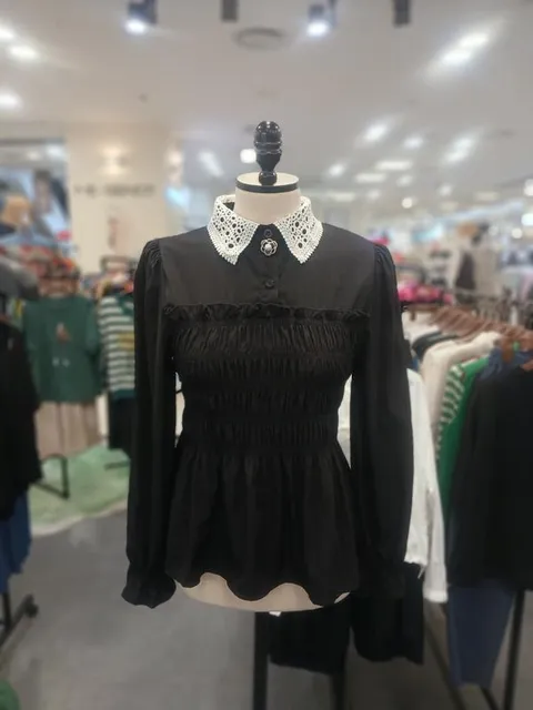 세이브존01 레이스카라 셔링블라우스 MN10BL670HJY (52056278)